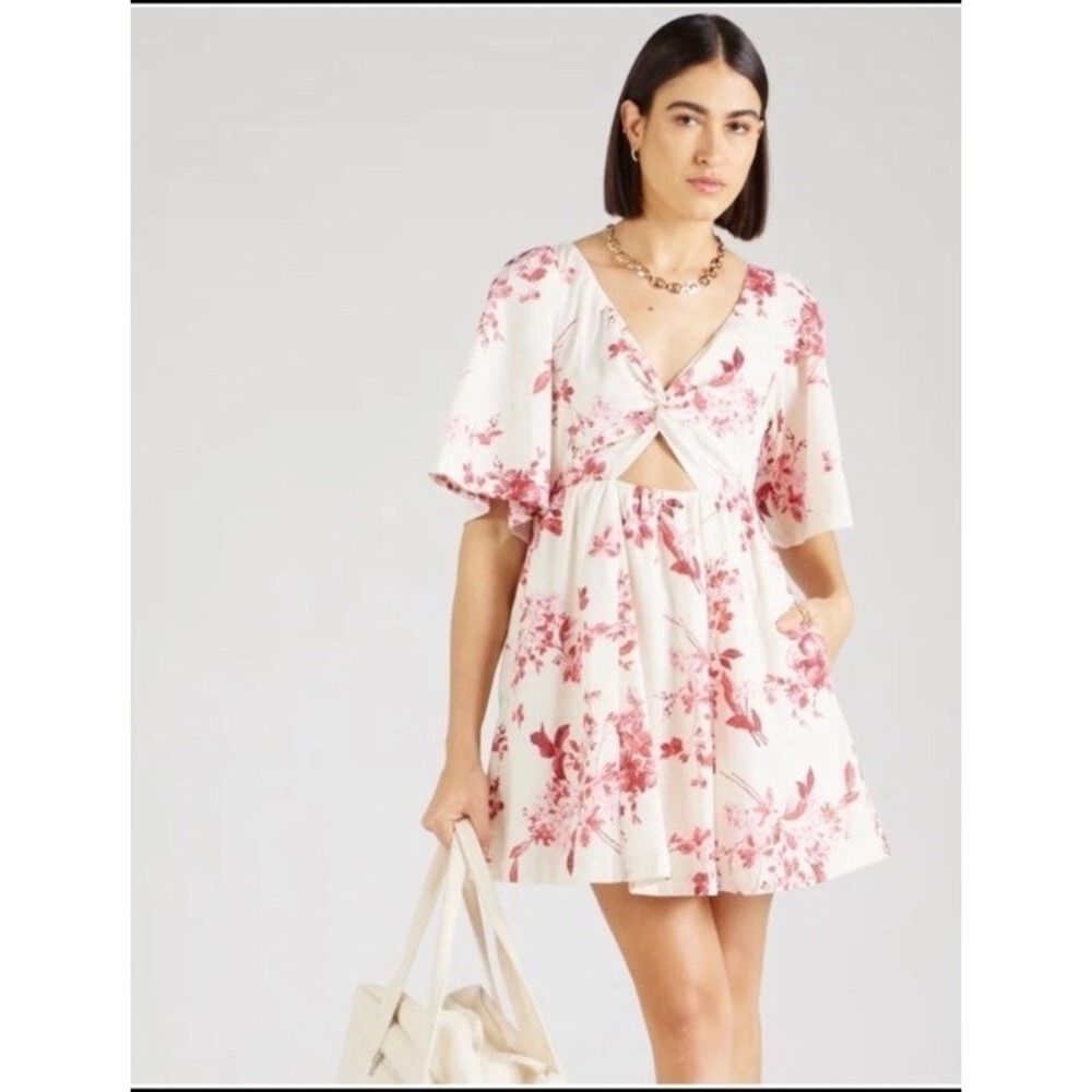 Abercrombie Fitch Floral Twist Front Cutout Dress White Pink Flutter Sleeve XLT